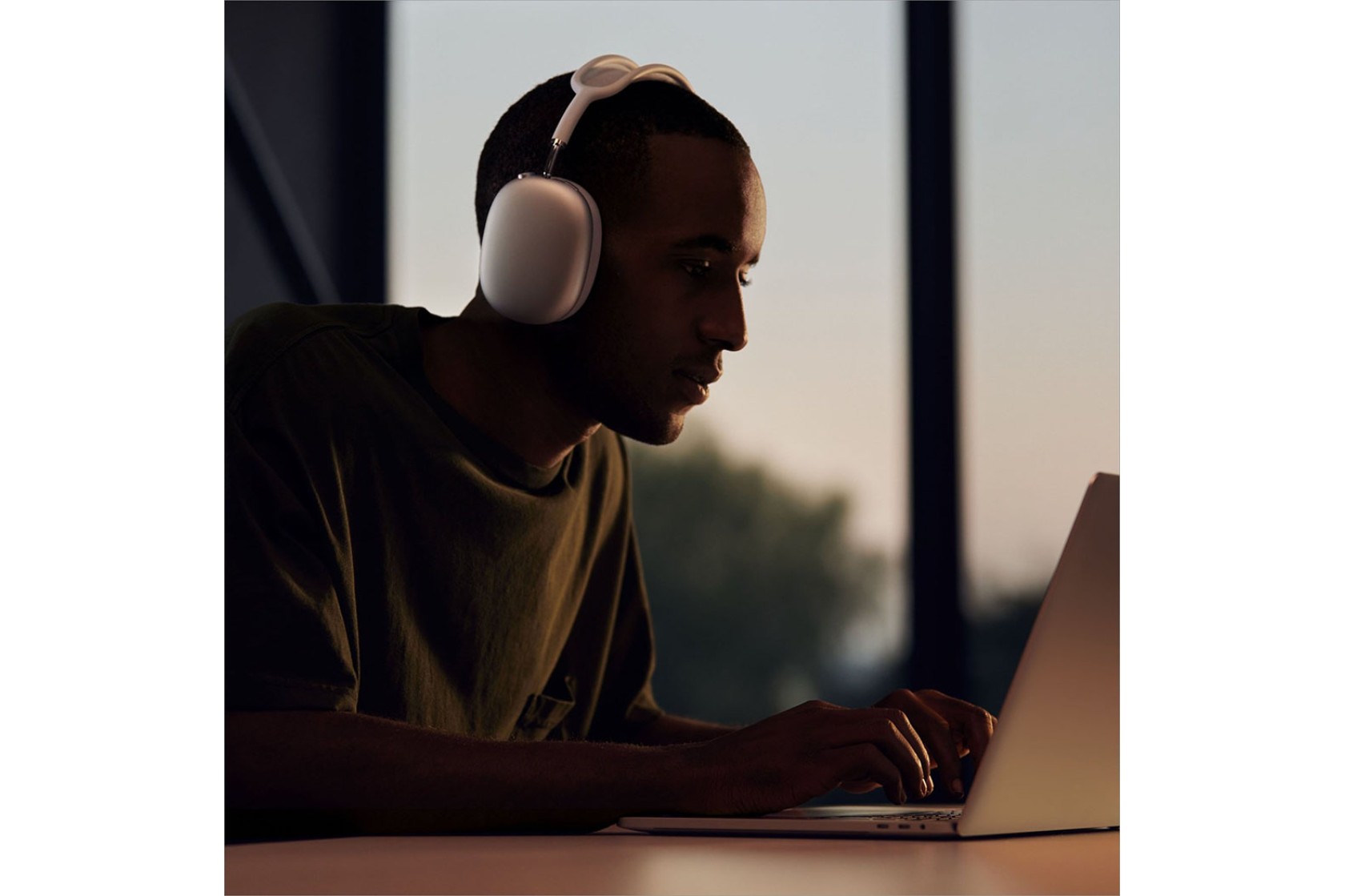 Навушники Apple AirPods Max Sky Blue